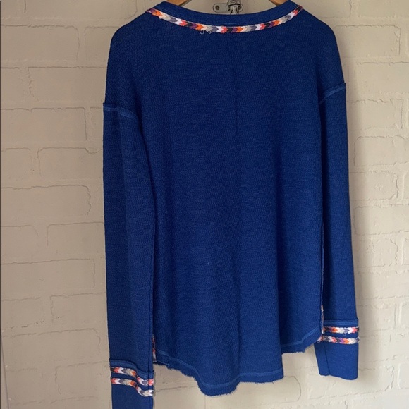 Free People Henley shirt medium NeW We The Free Royal Blue Knit Top soft - Picture 6 of 6